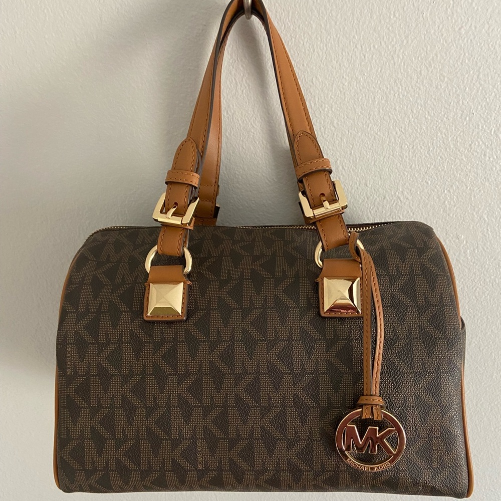 Michael Kors Logo Grayson Large Satchel with strap.